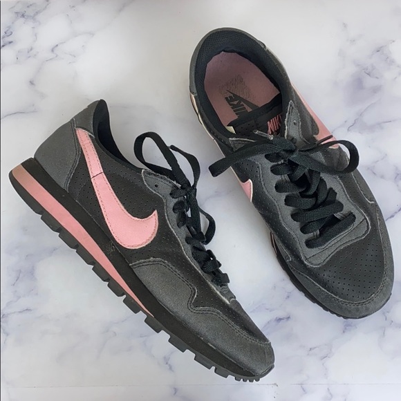 pink leather nike shoes